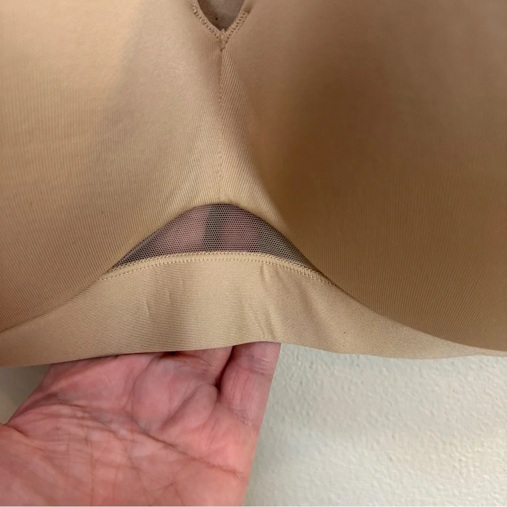 Cacique Lightly Lined Full Coverage Nude Bra Under Wired Women’s Sz‎ 50C